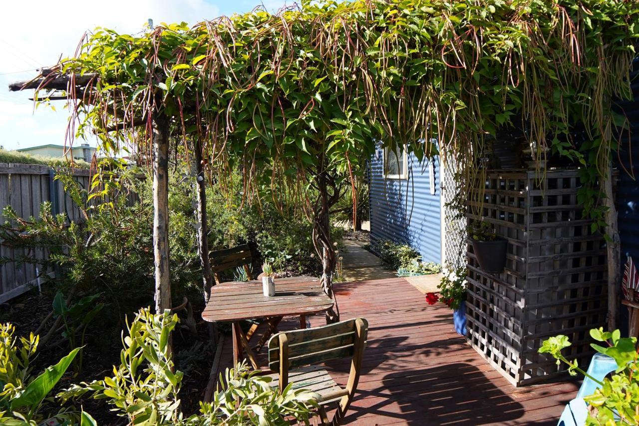 Villa 19 Blue Kingston Beach Esterno foto